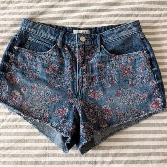 Y 2 K Vintage Guess Denim Shorts D 95 E - Picture 2 of 3